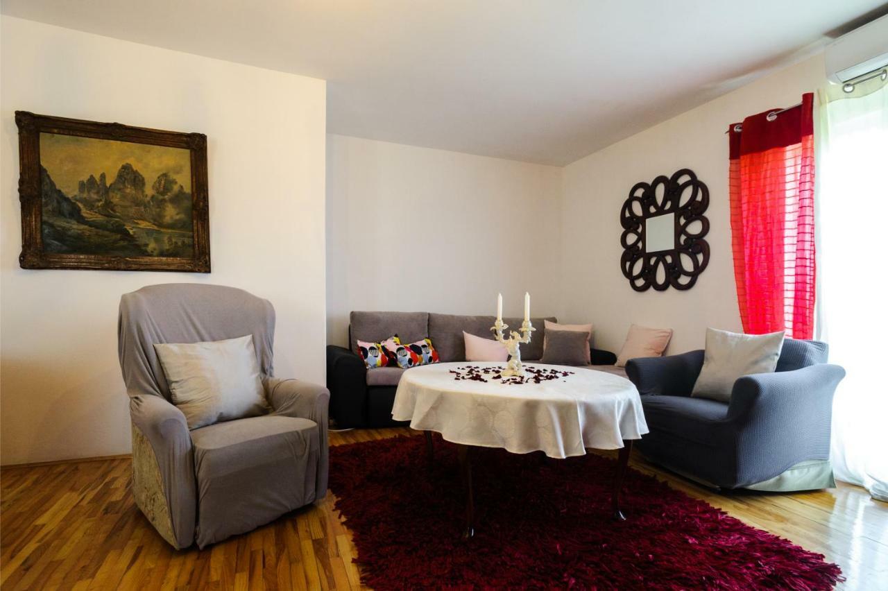 Great View Apartment Sutivan Buitenkant foto